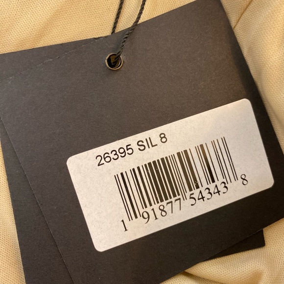 NWT Mac Duggal Silver Sequin Ruffle Hem High Slit Maxi Dress Size 8 - Picture 8 of 12